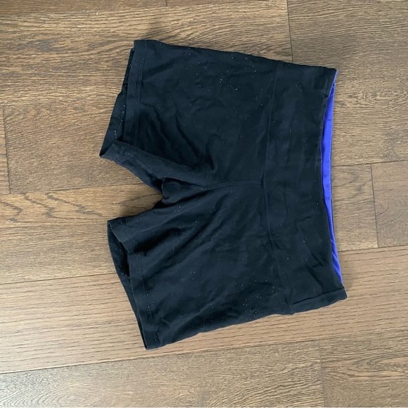 Lululmon Bundle - Picture 7 of 8